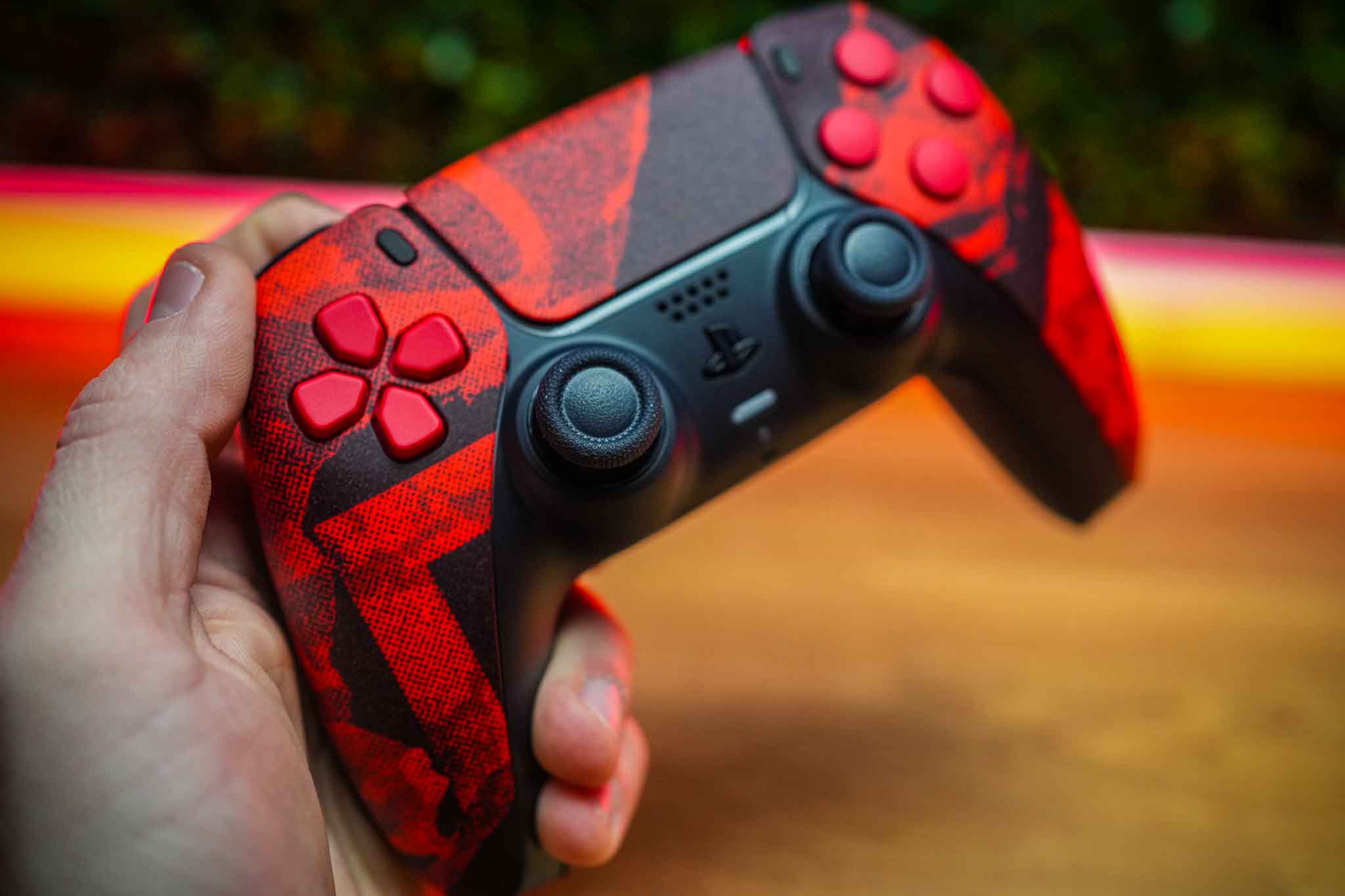 Quick Ships Scarlet Pro Cinch PS5