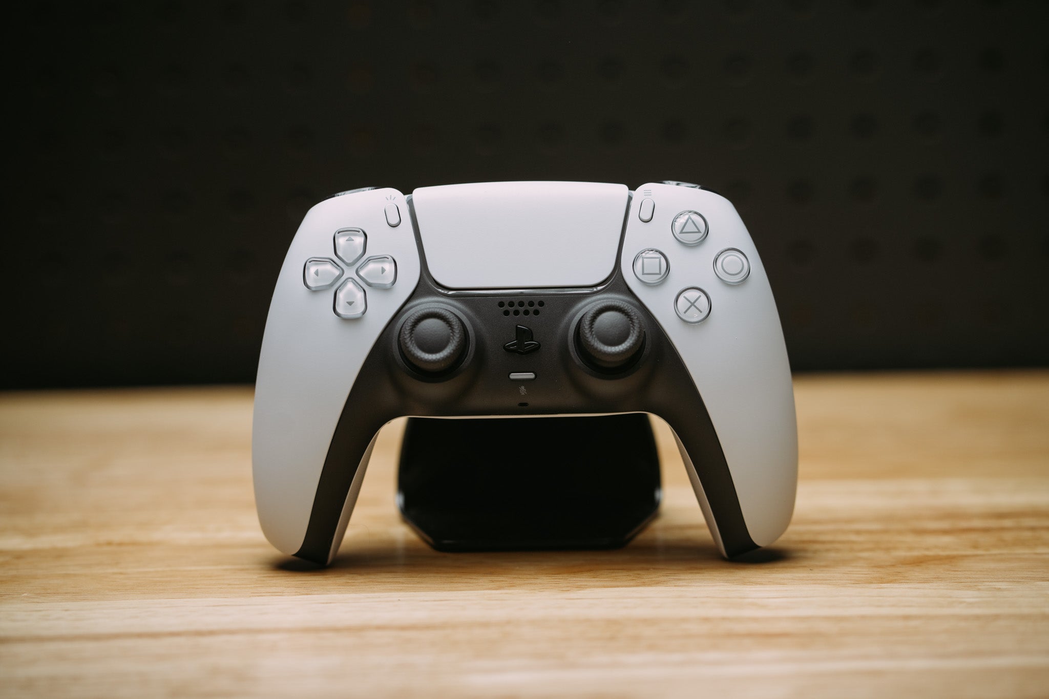24 Hour TMR White Tactical Pro Cinch PS5