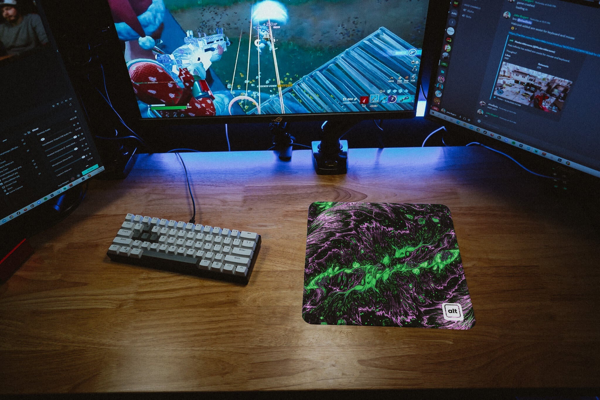 Purple Green Lava Mousepad - Cinch Gaming