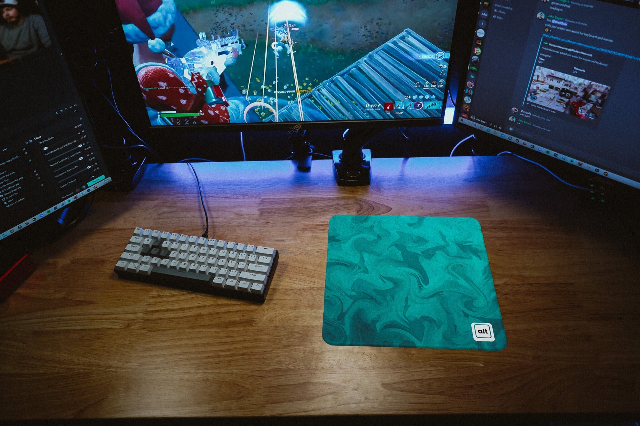 Teal Liquify Mousepad - Cinch Gaming