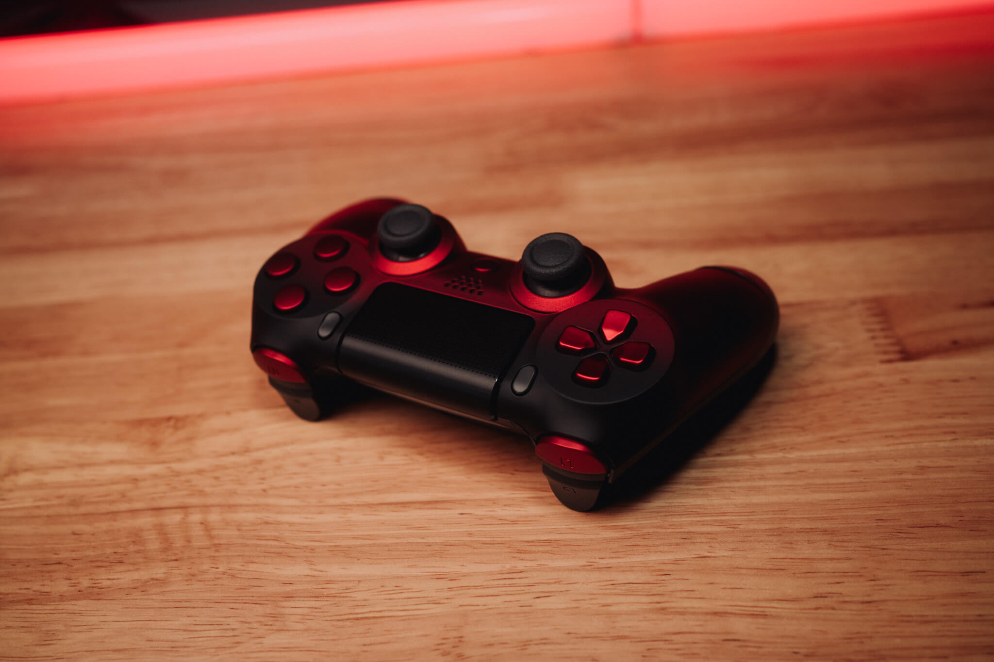 24 Hour Cinch Red Avenger PS4 Pro