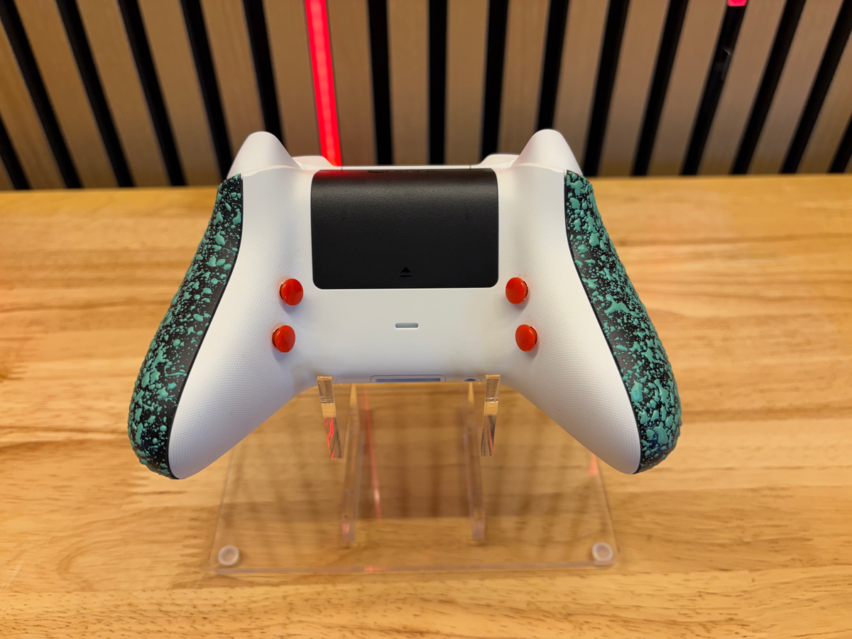 24 Hour Cinch Pro Xbox Refurb Controller #8009 - Cinch Gaming